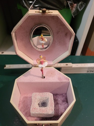 Spieldose mit figur - spieldose, spieluhr
