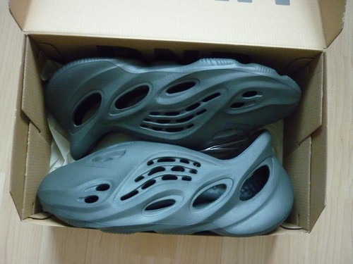 Neu adidas yeezy foam - neu,