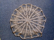 Gehäkelte runde Decke ø  38 cm