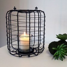 Laterne aus Metall mit