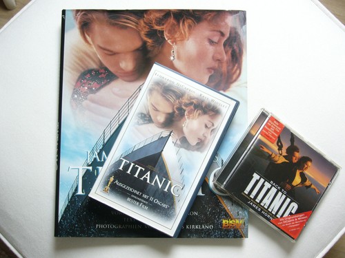 Konvolut titanic buch - ☼, +