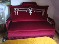 Sofa + 2 Sessel Lehne bestickt Weinrot Antik Dekoration Neu und frisch bezogen