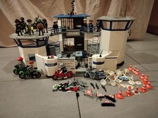 Playmobil Polizeistation / City Action / Kommandozentrale mit Gefängnis / 6872 