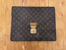 Louis Vuitton Monogram Flach