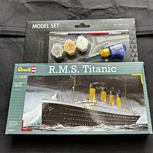Revell titanic model - revell, r.m.s.