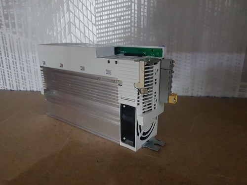 Lenze vector 8200 - ,