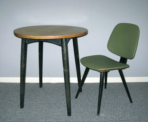 Thonet tisch mit - stuhl,