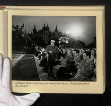 Fotoalbum mit 30 Fotografien