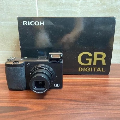 Ricoh digital iii - digital,
