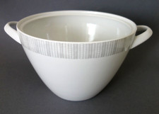 Suppenterrine ohne Deckel -