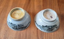 1 (!) blau-weiße Schale