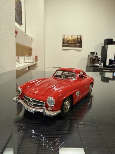 Bburago mercedes 300 - 300, sl