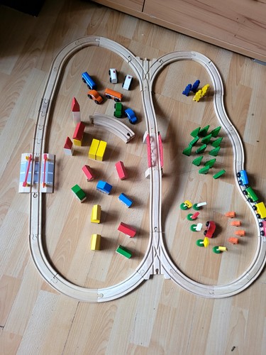 Große holzeisenbahn 96teile - holzeisenbahn,