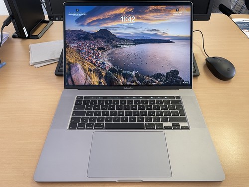 Apple macbook pro - pro, 16