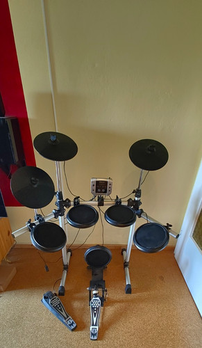 Millenium mps 150 drum kit - millenium, 8