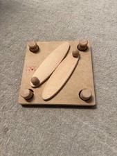 Hunde Intelligenzspielzeug aus Holz