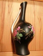 Vase schwarz Schwangere Luise