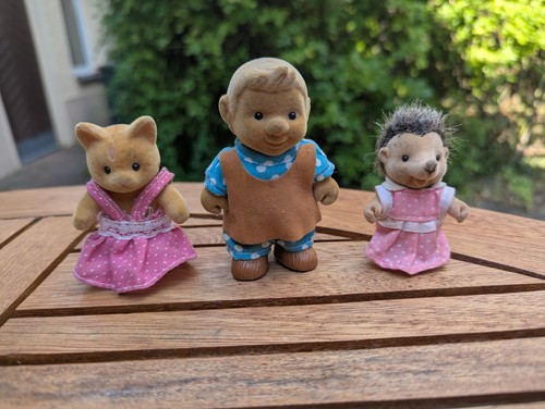 Sylvanian forest families - forest,