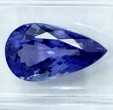 Tansanit - 4.94 Karat  mit einem (IGI) Zertifikat 