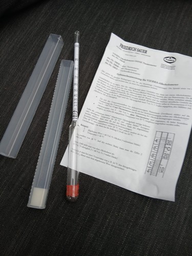 Alkoholometer neu - alkoholometer, m