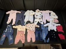 Baby Mädchen Kleidungspaket Gr. 68 | 30+ Teile | Sets,Bodys,Hosen, guter Zustand