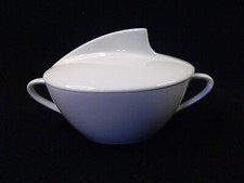 Hutschenreuther Maxim´s de Paris weiß Suppentasse 2tlg. mit Deckel