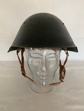 ALTER NVA STAHLHELM DREIPUNKT NIETUNG
