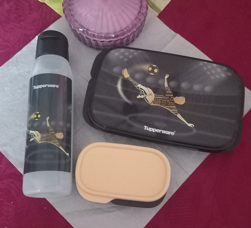 Tupperware eco snack box - 🌺,