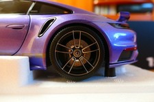 Minichamps Porsche 911 992