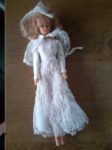Petra puppe barbiepuppe alt - petra,