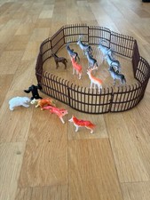 14 Plastik Tiere Konvolut Hong Kong und Gehege