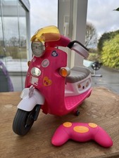 Zapf Creation Baby Born City RC Scooter / ferngesteuerter Roller (Fahrzeug) 