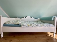 Hochwertiges Bett der Marke