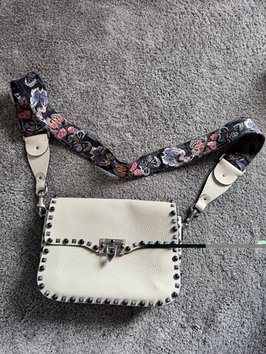 Valentino garavani rockstud - valentino,