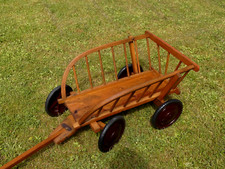 formschöner alter Leiterwagen