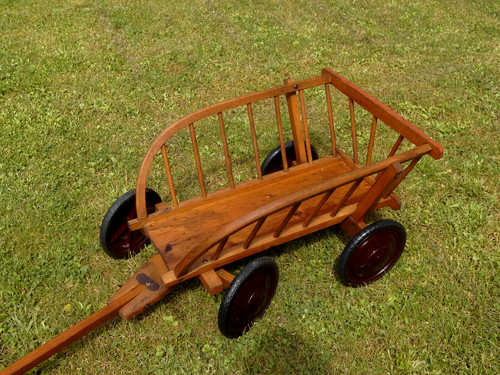 Formschöner alter leiterwagen - formschöner,