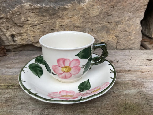 Kaffeetasse mit untertasse - kaffeetasse,