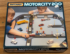 Matchbox Motorcity MC200