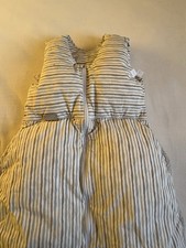 kuscheliger Daunenschlafsack