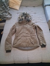 Bench Winterjacke Jacke Größe M Olive  Parka