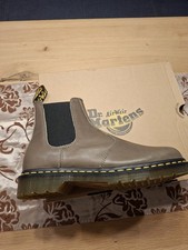 dr martens chelsea boots 41