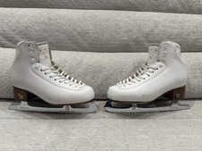 Professionelle Schlittschuhe