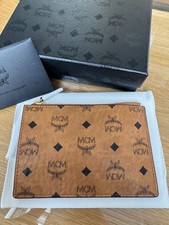 Mcm visetos - mcm,