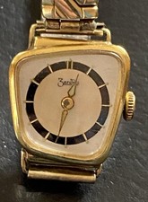 Hübsche alte formschöne