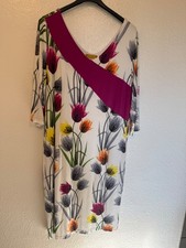 Tolles Jerseykleid mit Tulpen