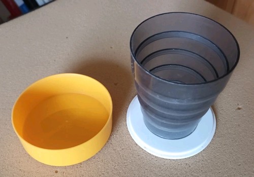 Alter ddr klappbecher - alter,