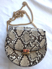 MANGO Schlangenlederoptik