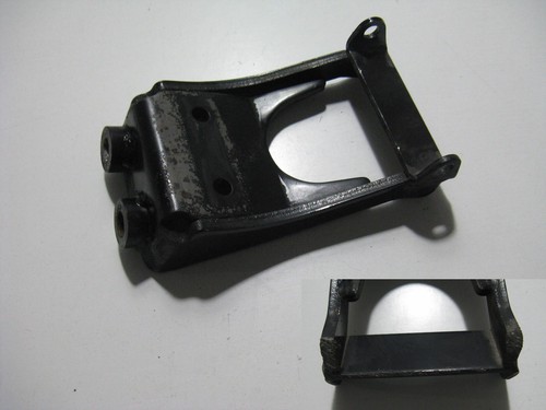 Trittbrett halter vorne rechts - trittbrett-halter,