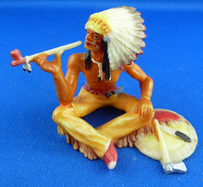 Elastolin 7cm Wildwest Indianer Nr.6837 Häuptling sitzend mit Pfeife & Schild!