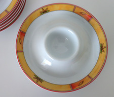 6 Eierbecher mit Ablage -